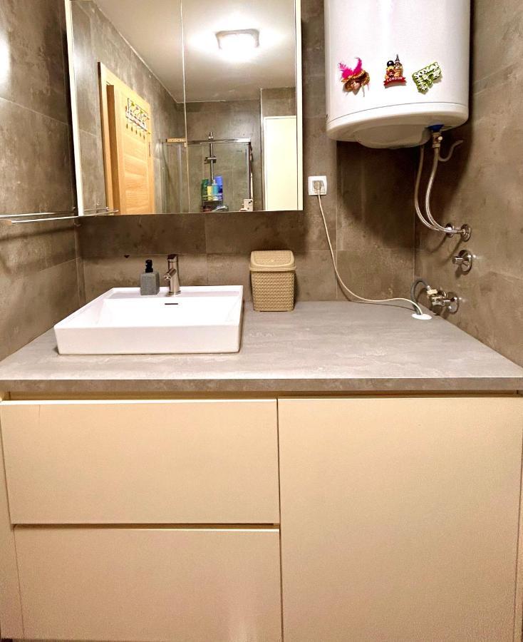 Flat Mara, Pet Friendly Daire Podgoriçe Dış mekan fotoğraf